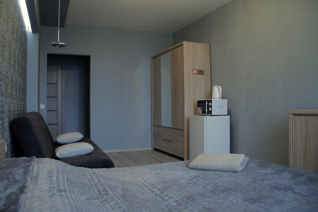 Solo Apartment Dragomanova เคียฟ ภายนอก รูปภาพ